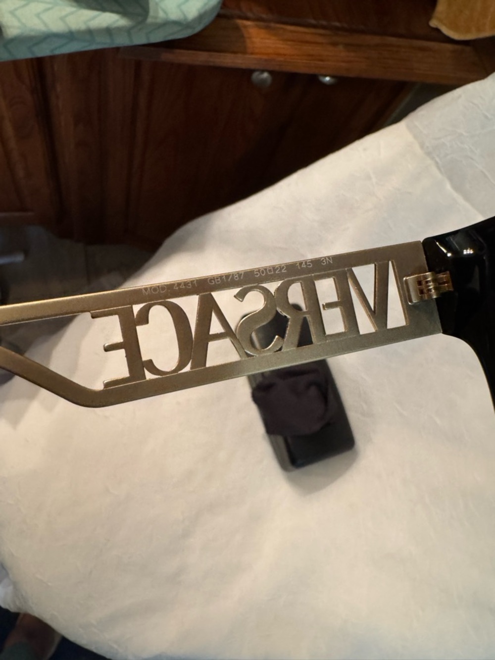 Versace sunglasses - Picture 4 of 4